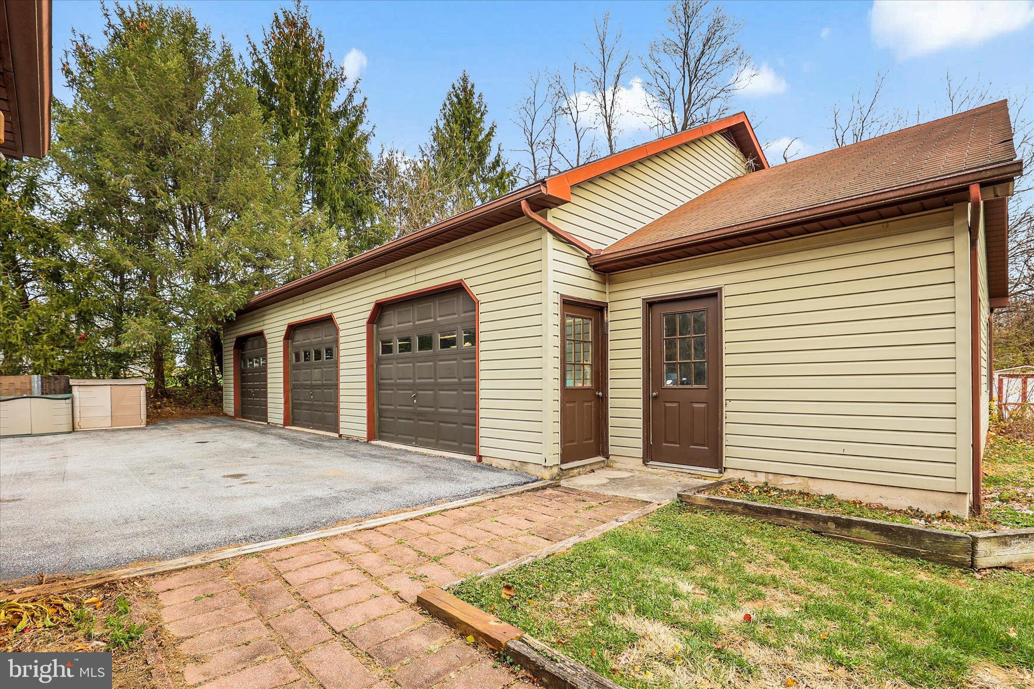 181 Gooseville Road New Oxford, PA 17350 - Photo 37 of 46