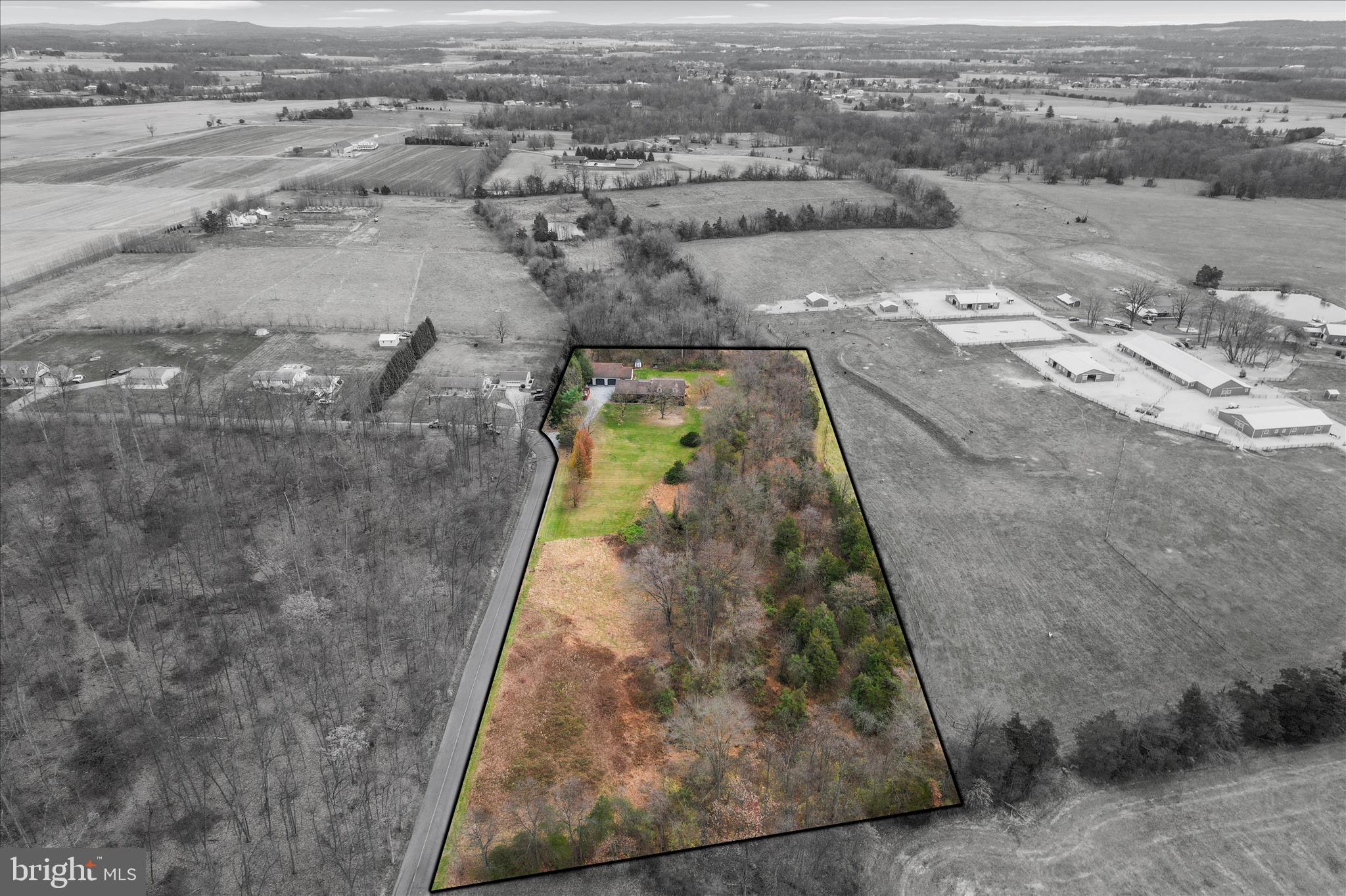 181 Gooseville Road New Oxford, PA 17350 - Photo 40 of 45 an aerial view of a house with a yard