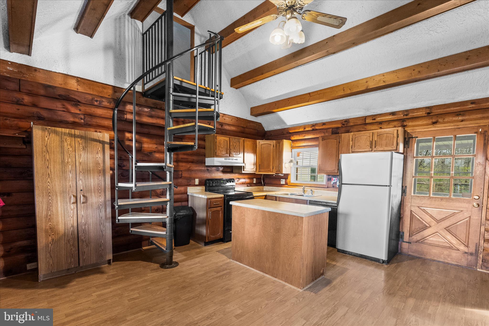 181 Gooseville Road New Oxford, PA 17350 - Photo 7 of 46