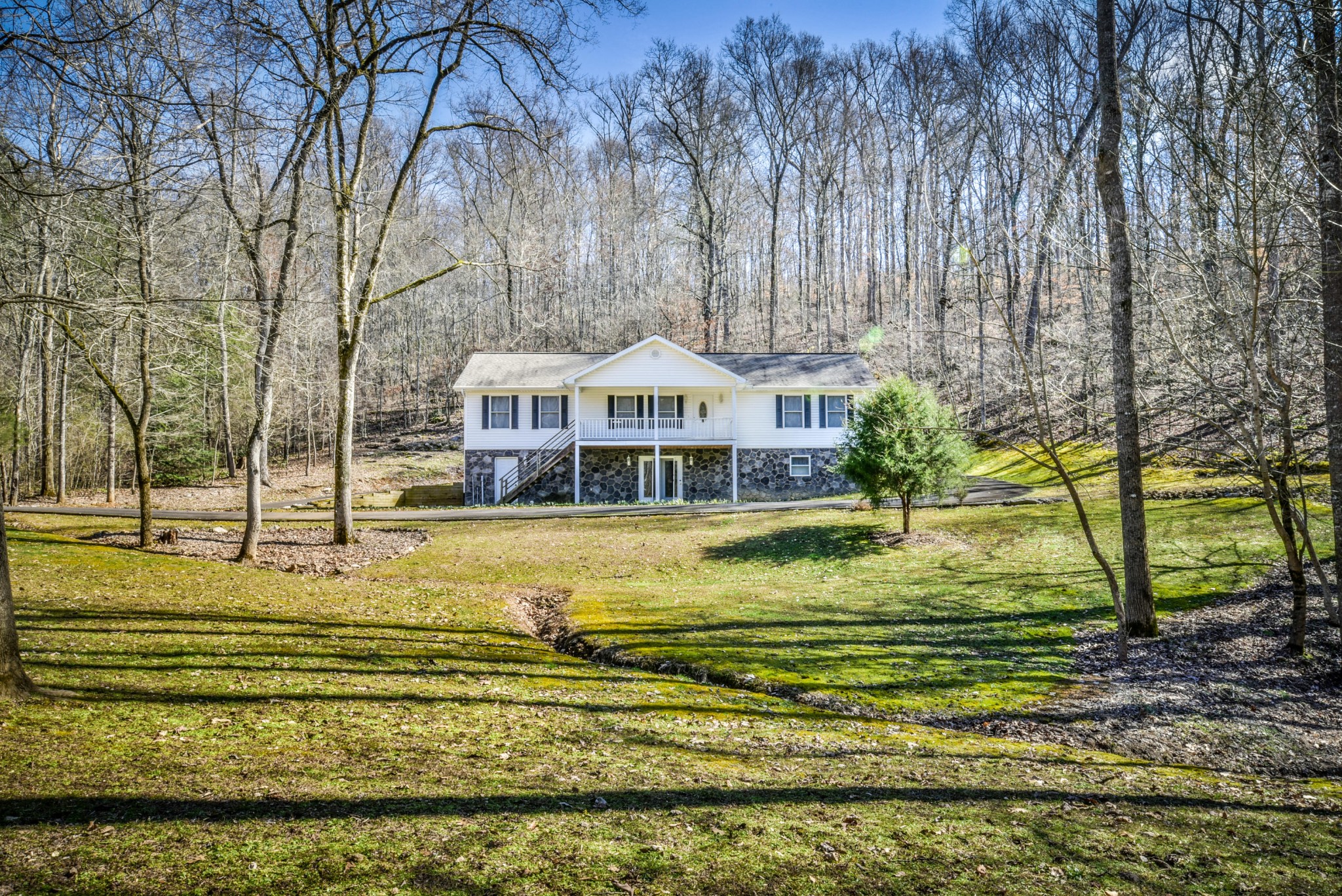 1120 Autumn Breeze Road Newport, TN 37821 - Photo 38 of 38 a view of a house with a big yard