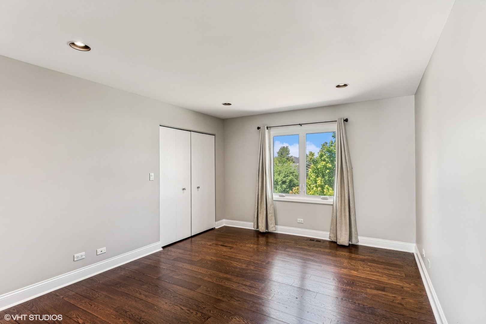 1422 Voltz Road Northbrook, IL 60062 - Photo 19 of 32 Gallery Image 19