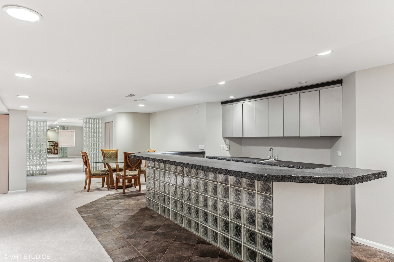 1422 Voltz Road Northbrook, IL 60062 - Photo 22 of 32 Gallery Image 22