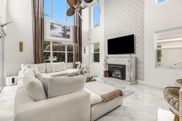 $1,300,000 | 7256 VÃa Abruzzi, Wellington, FL 33467