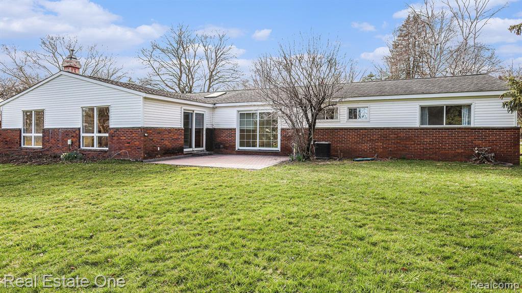 313 Nesbit Lane Rochester, MI 48309 - Photo 19 of 22