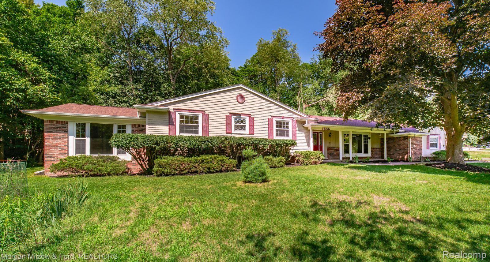 1845 North Livernois Road Rochester, MI 48306 - Photo 2 of 38 Gallery Image 2