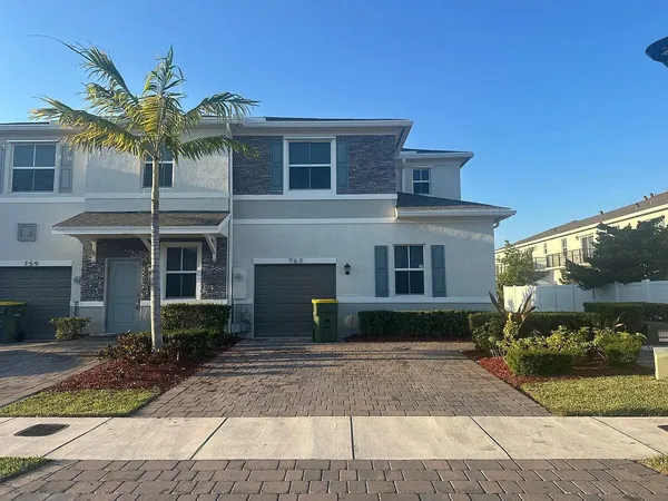 $5,000 | 763 Southeast 17 Street, Homestead, FL 33034