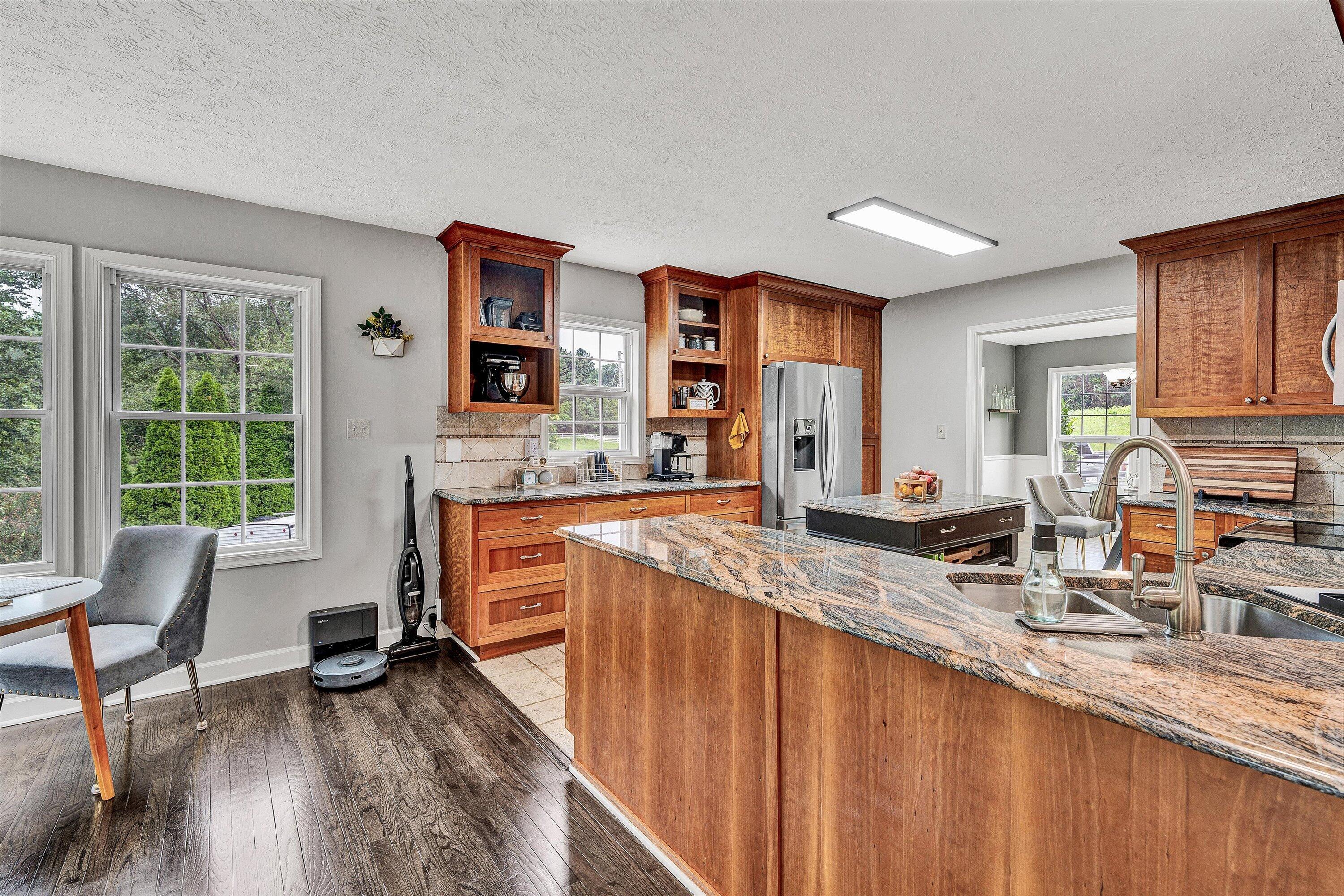 2248 Green Level Road Boones Mill, VA 24065 - Photo 18 of 59 18-DSC00040