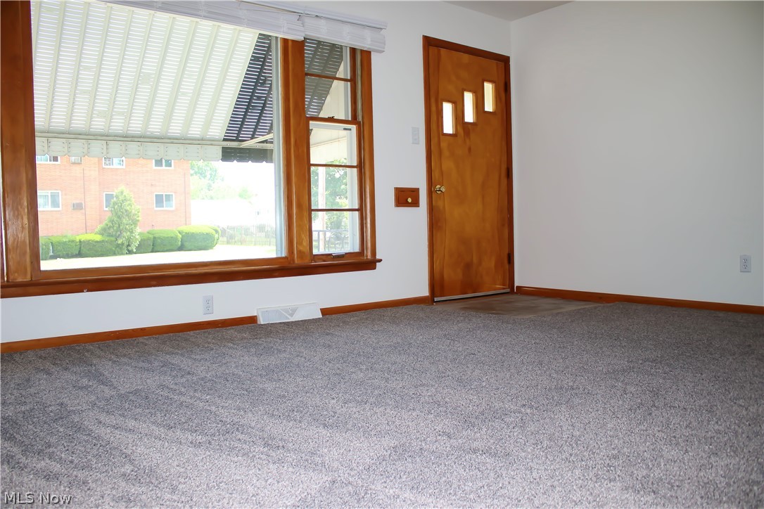 1538 Rush Road Wickliffe, OH 44092 - Photo 3 of 34 Gallery Image 3