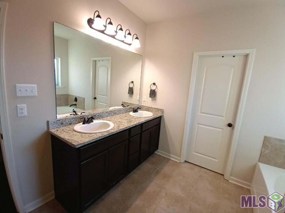 14570 Stone Gate Drive Baton Rouge, LA 70816 - Photo 17 of 23 Gallery Image 17