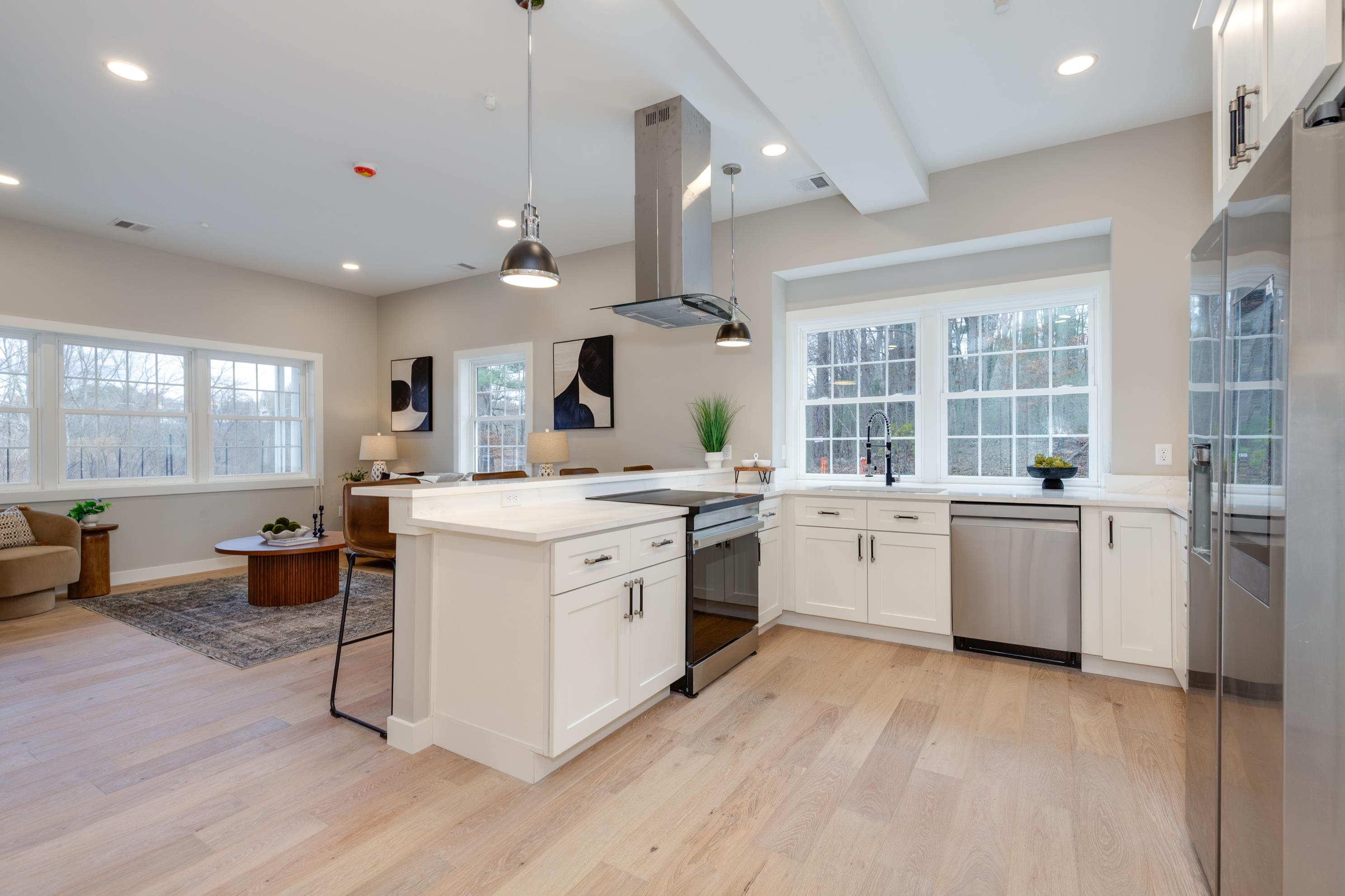 384 Main Street, Unit 102 Salem, NH 03079 - Photo 3 of 34