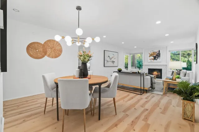 $828,000 | 4000 Farm Hill Boulevard, Unit 204, Redwood City, CA 94061