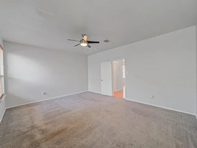 $2,800 | 905 Hems Lane, Arlington, TX 76001