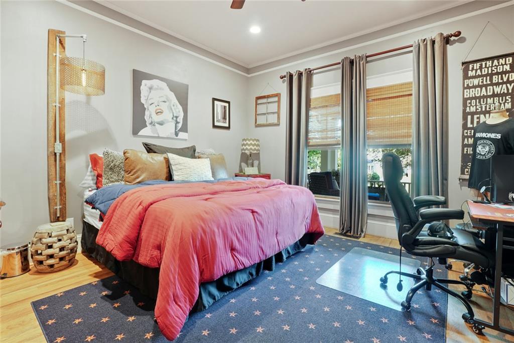 745 Washington Street Clarkesville, GA 30523 - Photo 37 of 54 a bed room with a bed and a chair