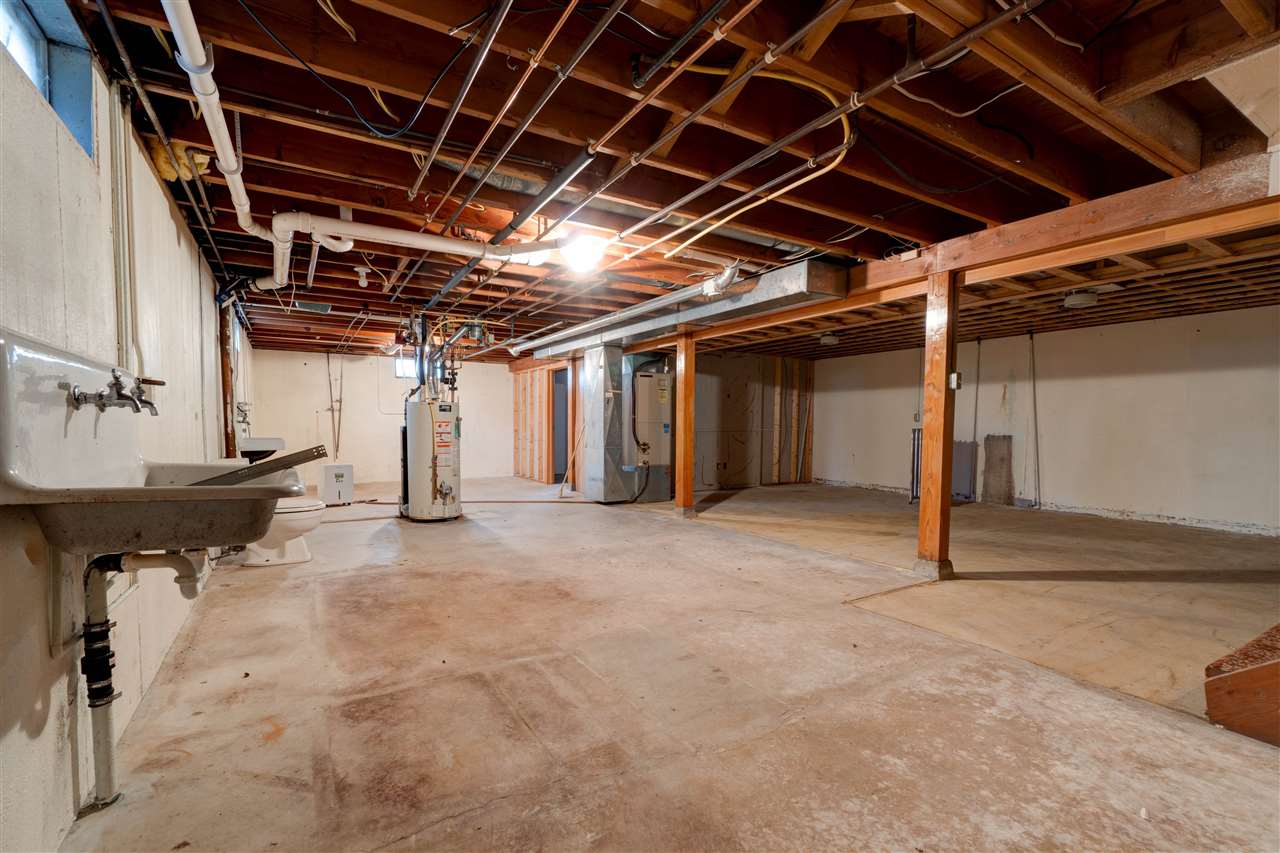 834 4th Street Kalona, IA 52247 - Photo 28 of 37 Gallery Image 28