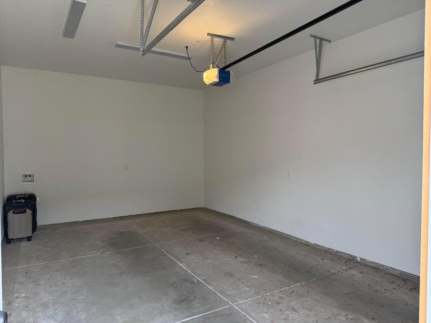 335 Oxford Avenue Clovis, CA 93612 - Photo 20 of 28