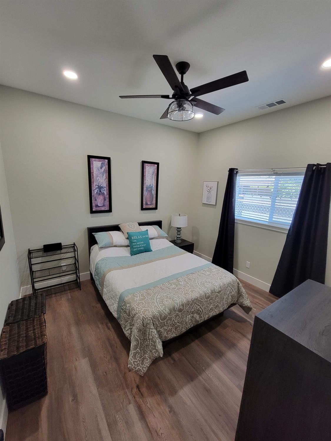 335 Oxford Avenue Clovis, CA 93612 - Photo 25 of 28 ADU Bedroom