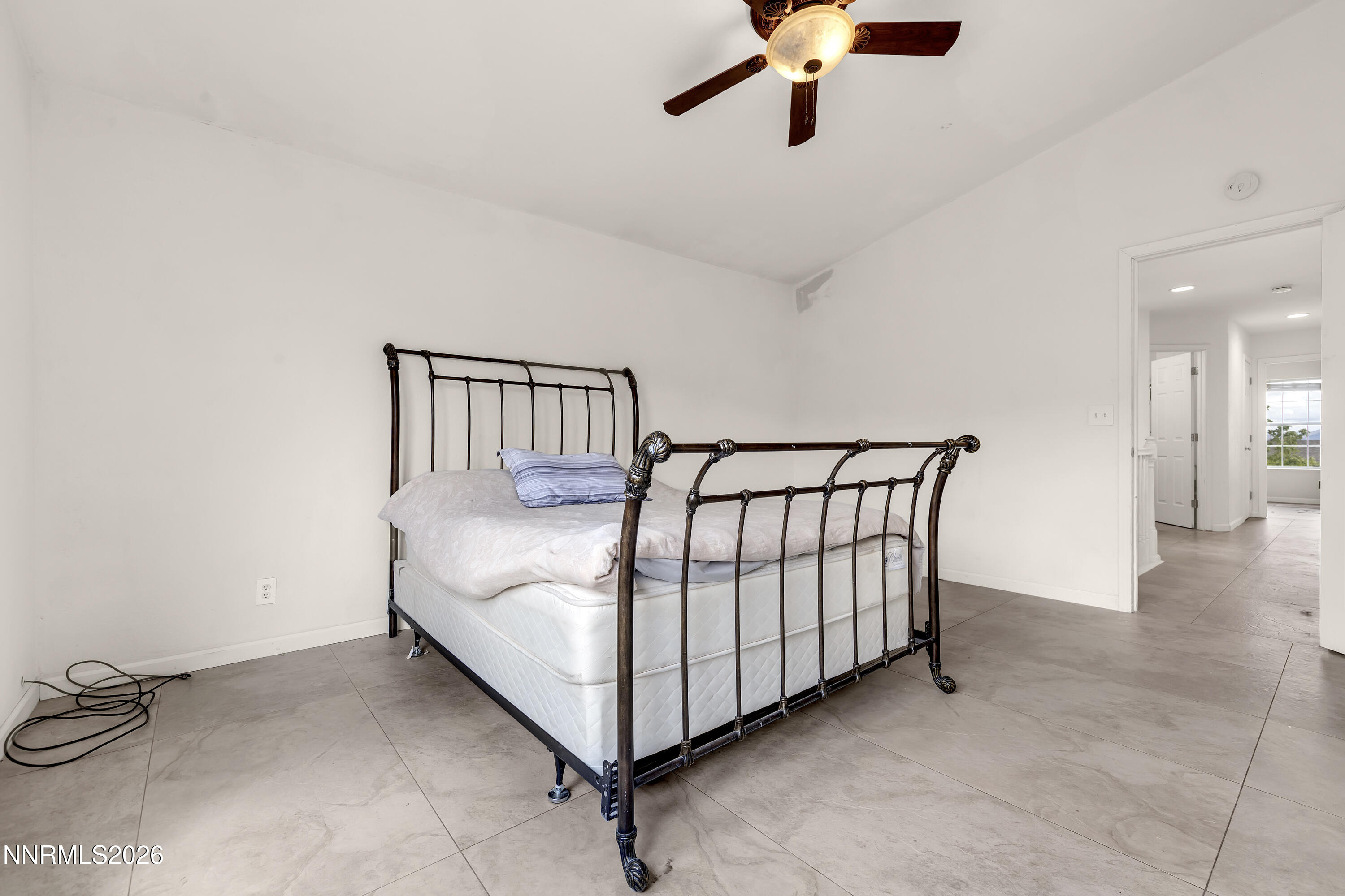 760 Burgundy Court Reno, NV 89506 - Photo 18 of 34 Burgundy760-017