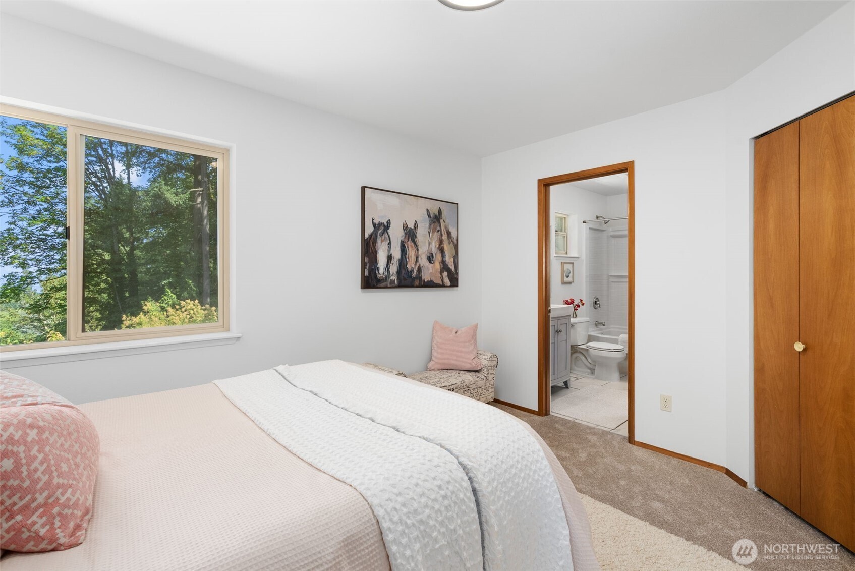 10109 Northeast Knight Road Bainbridge Island, WA 98110 - Photo 21 of 37 Gallery Image 21