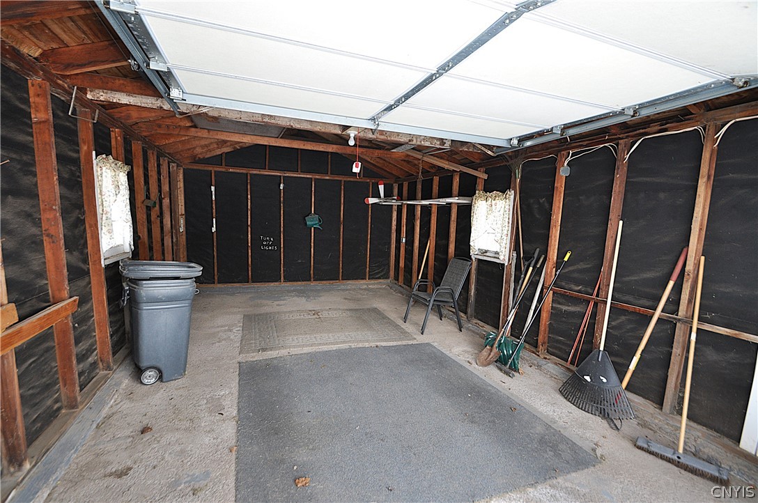 606 Roxford Road South Salina, NY 13208 - Photo 25 of 30 Inside Garage