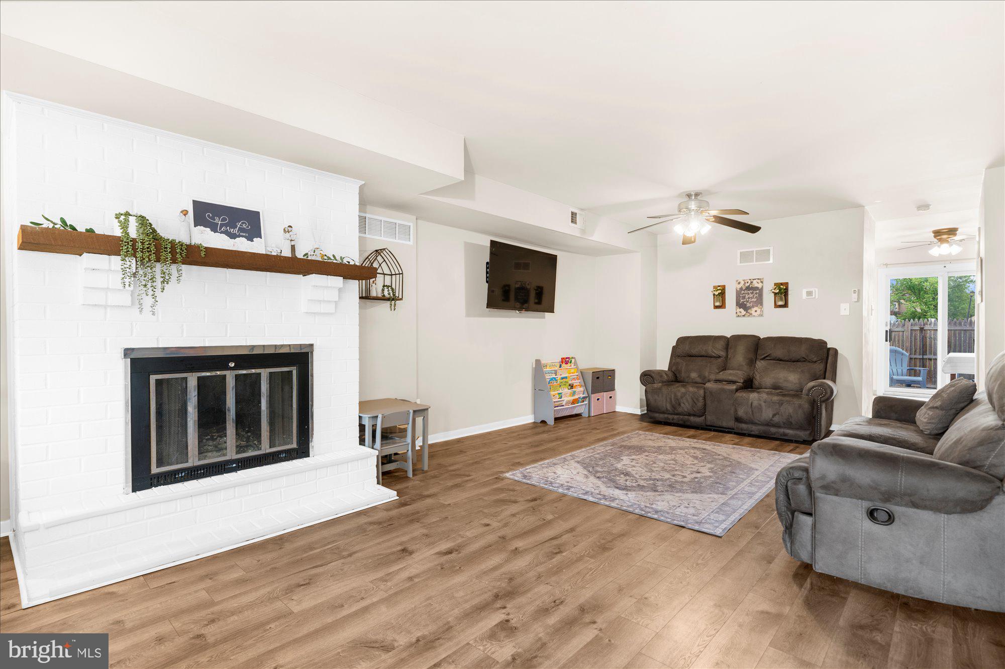 1802 Walnut Ridge Drive Pottstown, PA 19464 - Photo 5 of 30