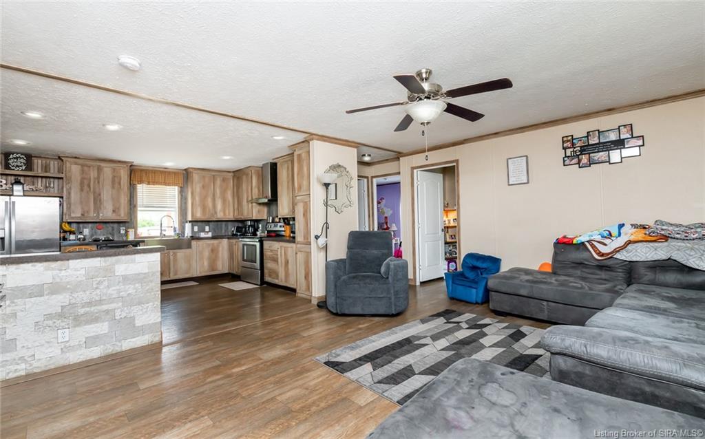 165 North 4th Street Scottsburg, IN 47170 - Photo 11 of 37