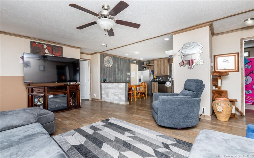 165 North 4th Street Scottsburg, IN 47170 - Photo 12 of 37