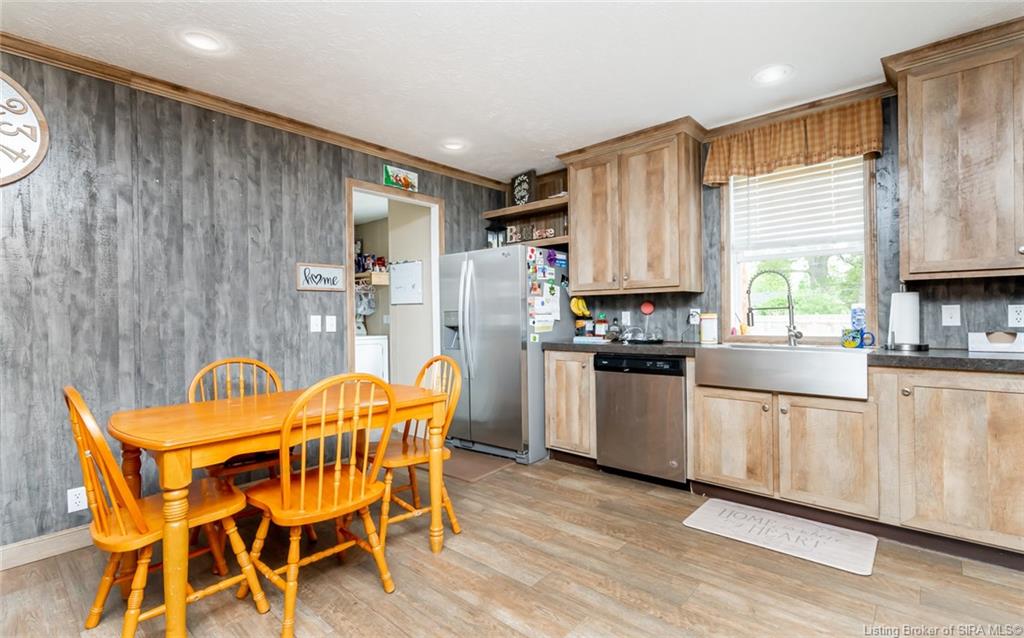 165 North 4th Street Scottsburg, IN 47170 - Photo 13 of 37