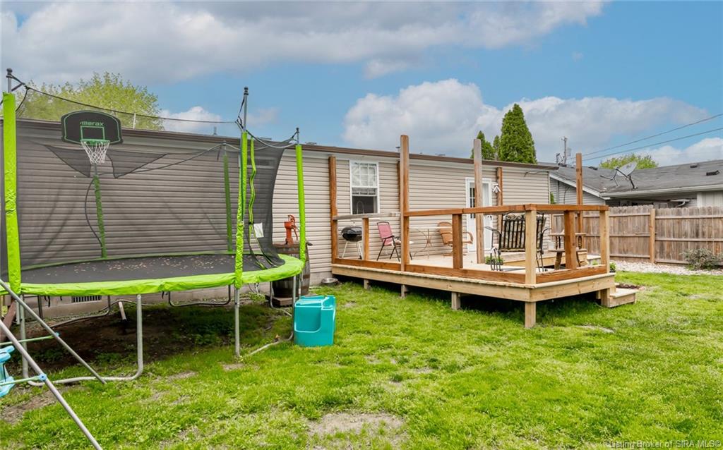 165 North 4th Street Scottsburg, IN 47170 - Photo 7 of 37