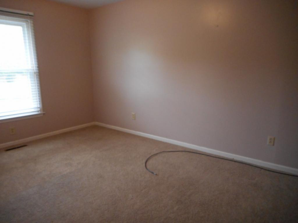 1817 Presswood Road, Unit 3 Johnson City, TN 37604 - Photo 14 of 21 Photo 15