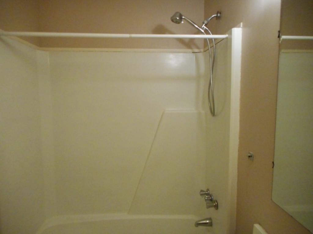 1817 Presswood Road, Unit 3 Johnson City, TN 37604 - Photo 18 of 21 Photo 19
