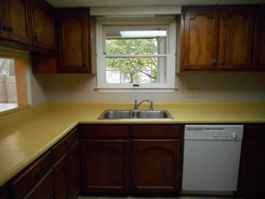 1817 Presswood Road, Unit 3 Johnson City, TN 37604 - Photo 10 of 21 Photo 10
