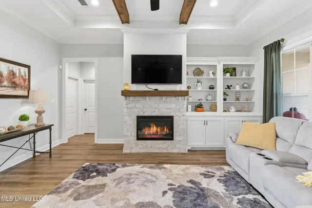 $419,900 | 18 East Yellowstone Road, Hattiesburg, MS 39402