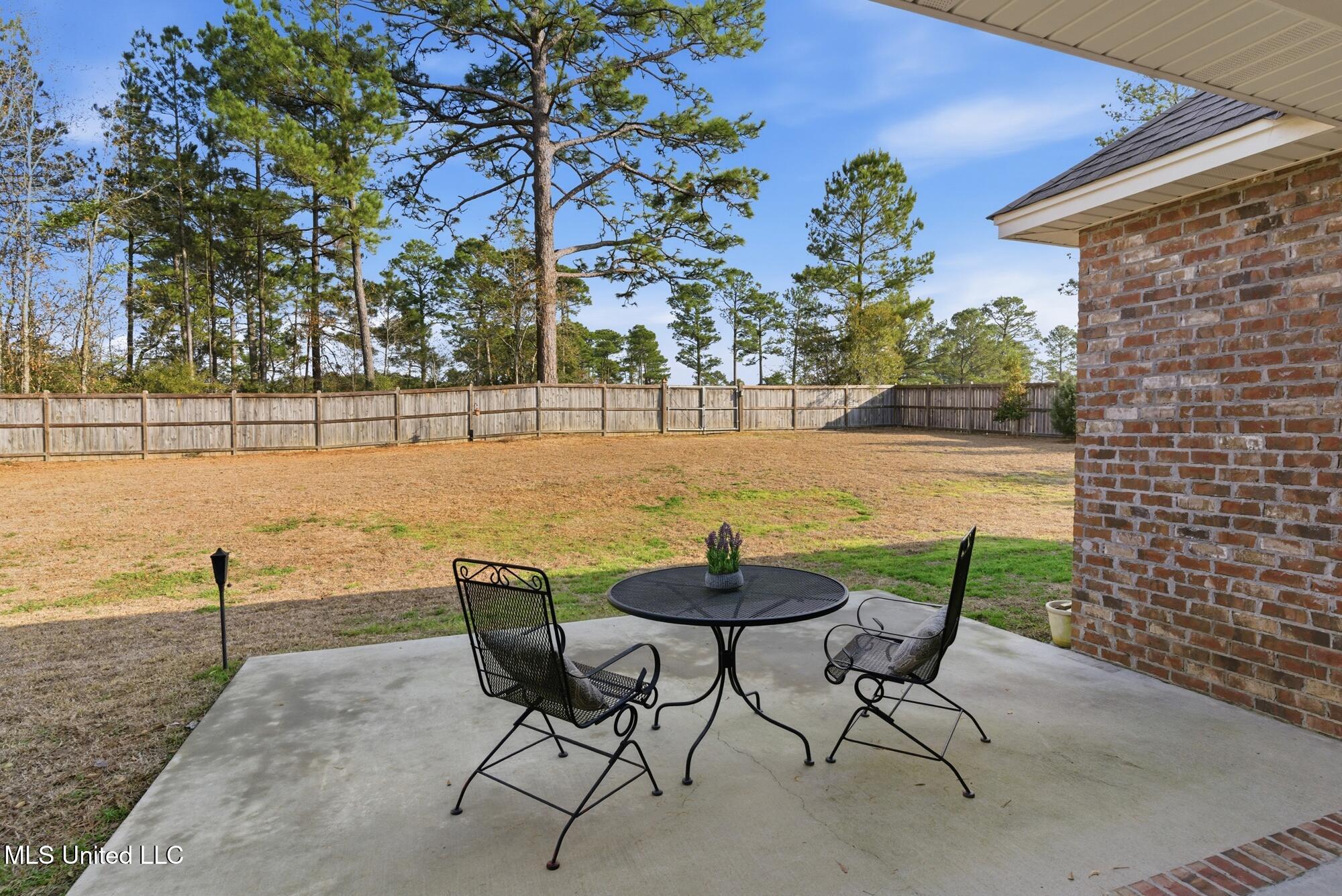 18 East Yellowstone Road Hattiesburg, MS 39402 - Photo 38 of 61 37_dsc07574