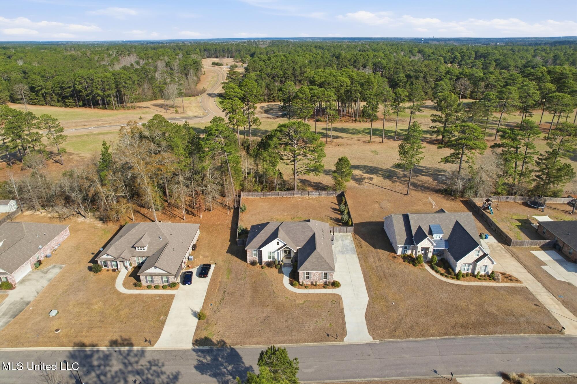 18 East Yellowstone Road Hattiesburg, MS 39402 - Photo 44 of 61 44_dji_0002
