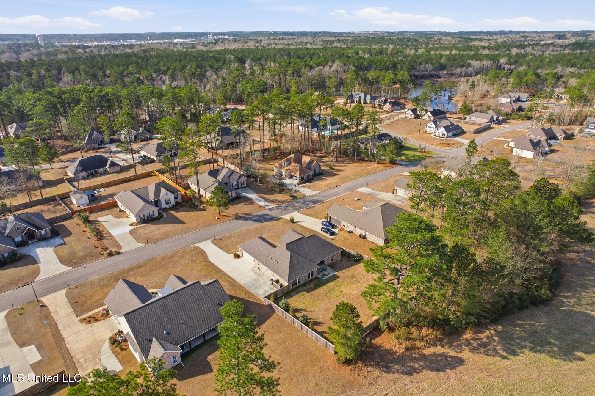 18 East Yellowstone Road Hattiesburg, MS 39402 - Photo 46 of 61 47_dji_0008