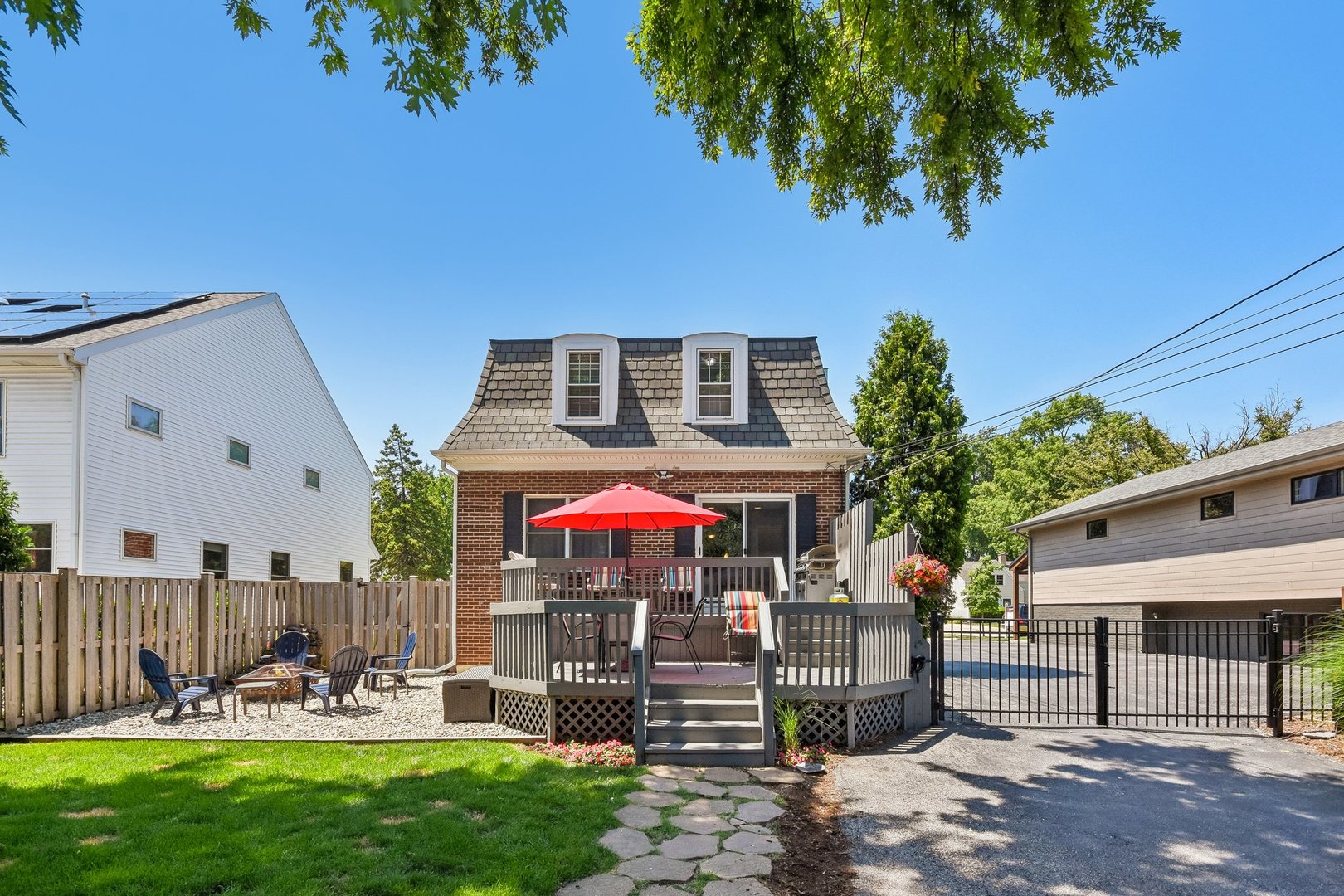 693 Spring Road Elmhurst, IL 60126 - Photo 29 of 32