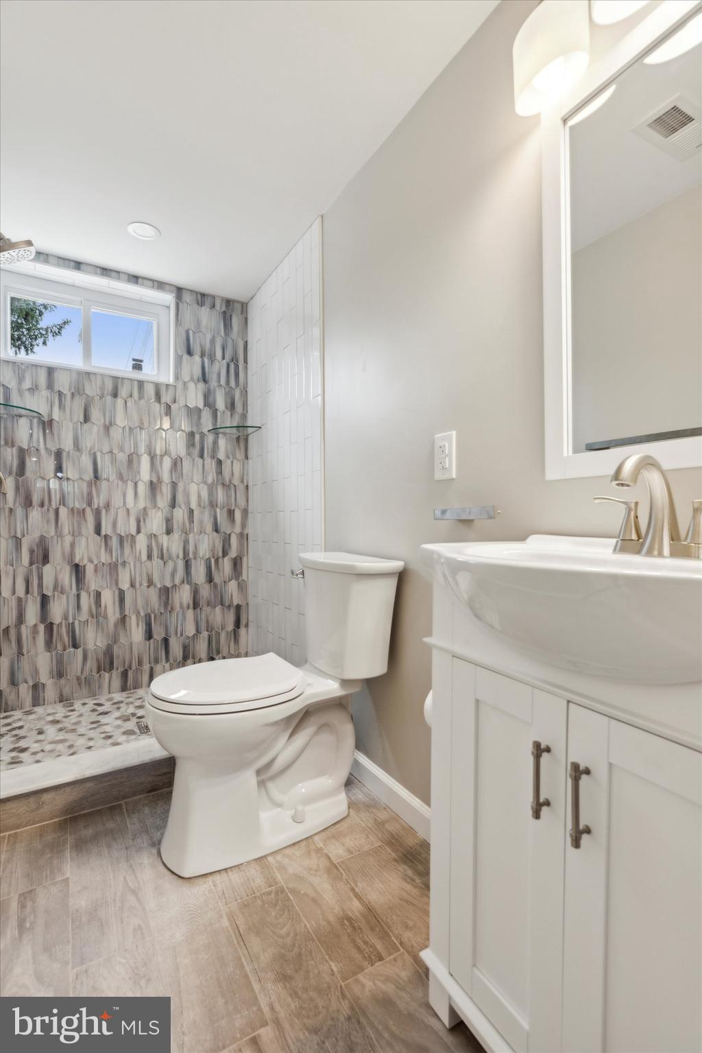 4359 Mitchell Street Philadelphia, PA 19128 - Photo 8 of 9