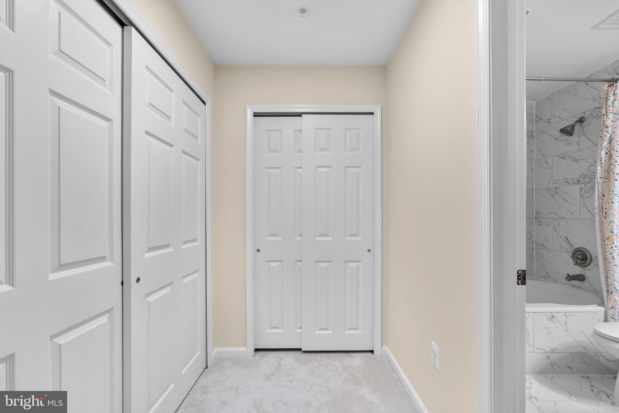 125 Timberbrook Lane, Unit T2 Gaithersburg, MD 20878 - Photo 27 of 30 a view of a bathroom