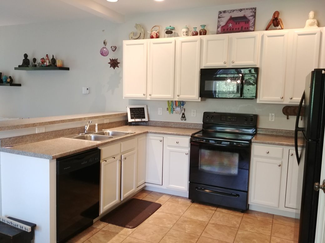 76 Trinity Circle, Unit A Rochester, NH 03839 - Photo 3 of 16
