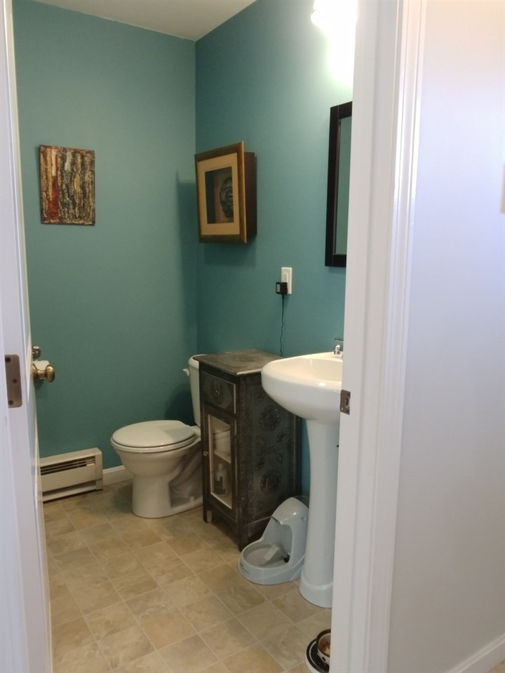76 Trinity Circle, Unit A Rochester, NH 03839 - Photo 9 of 16