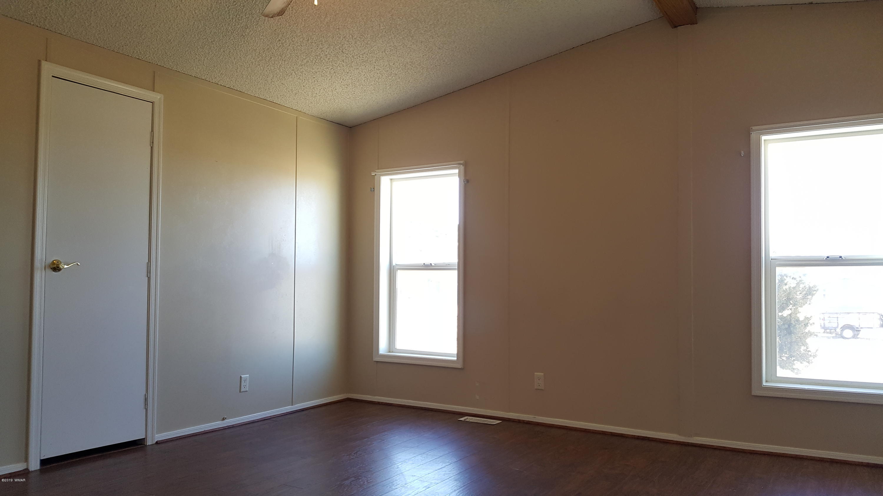 1815 East Aztec Avenue Eagar, AZ 85925 - Photo 29 of 38