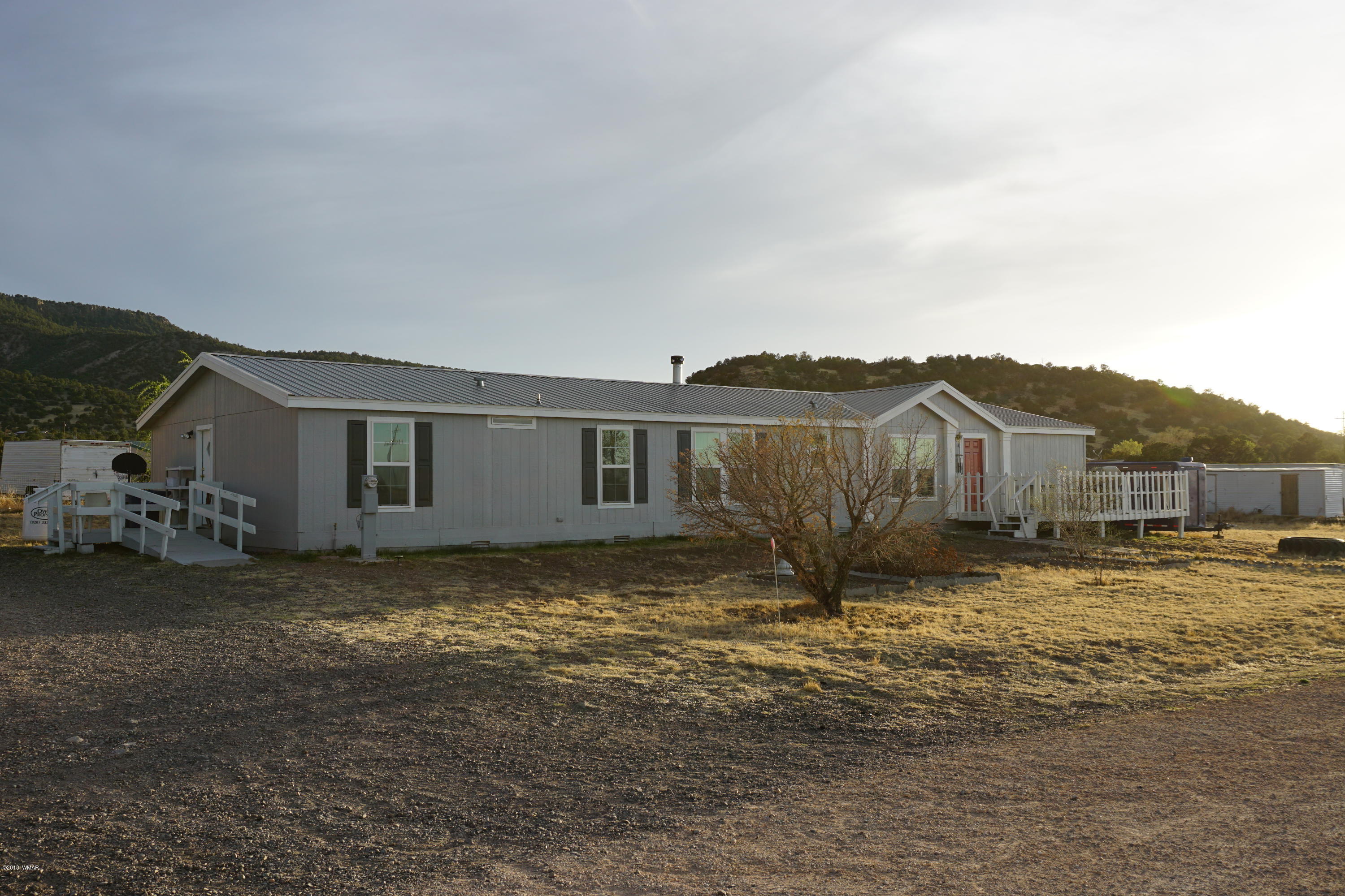 1815 East Aztec Avenue Eagar, AZ 85925 - Photo 3 of 38