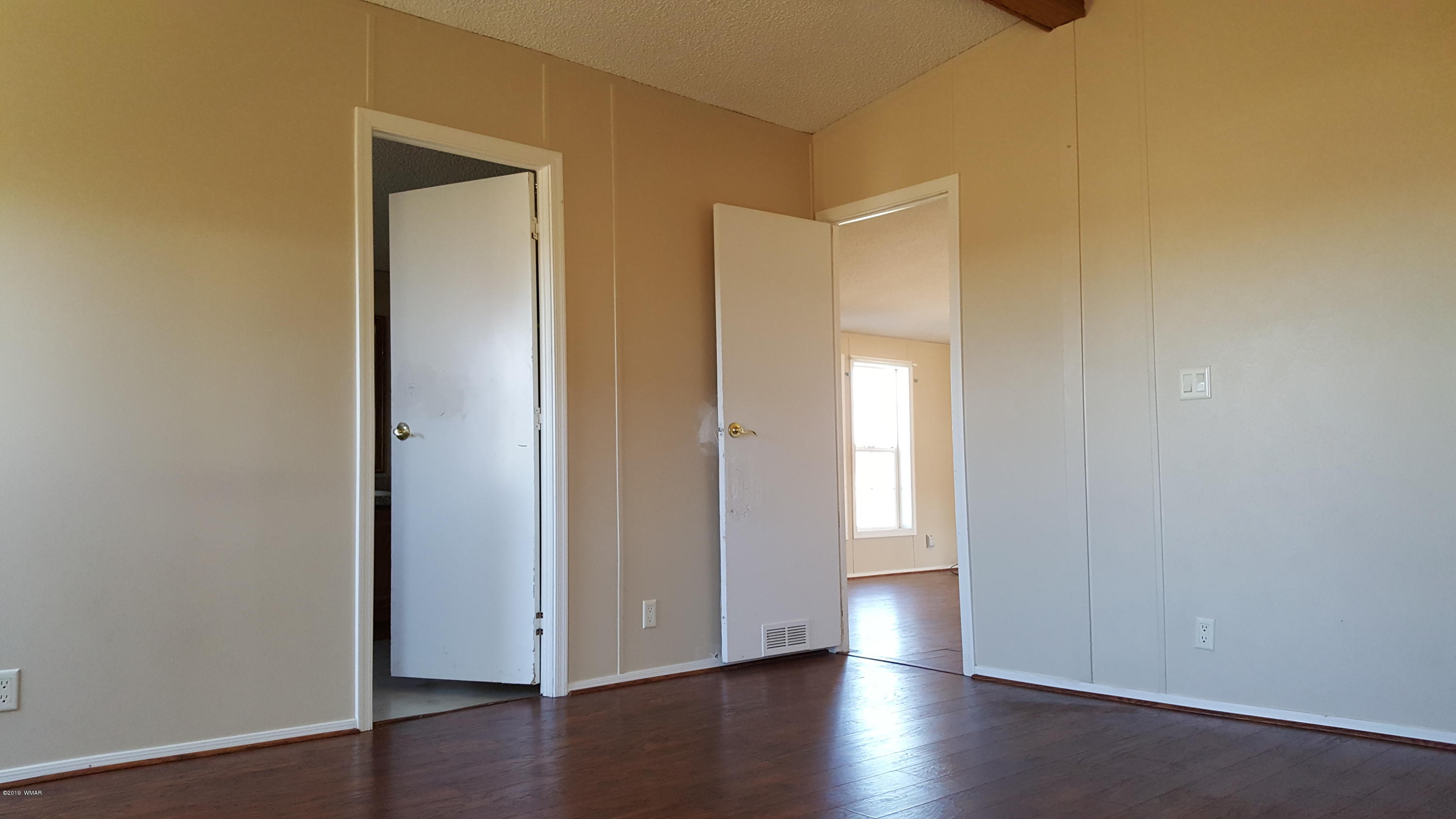 1815 East Aztec Avenue Eagar, AZ 85925 - Photo 31 of 38