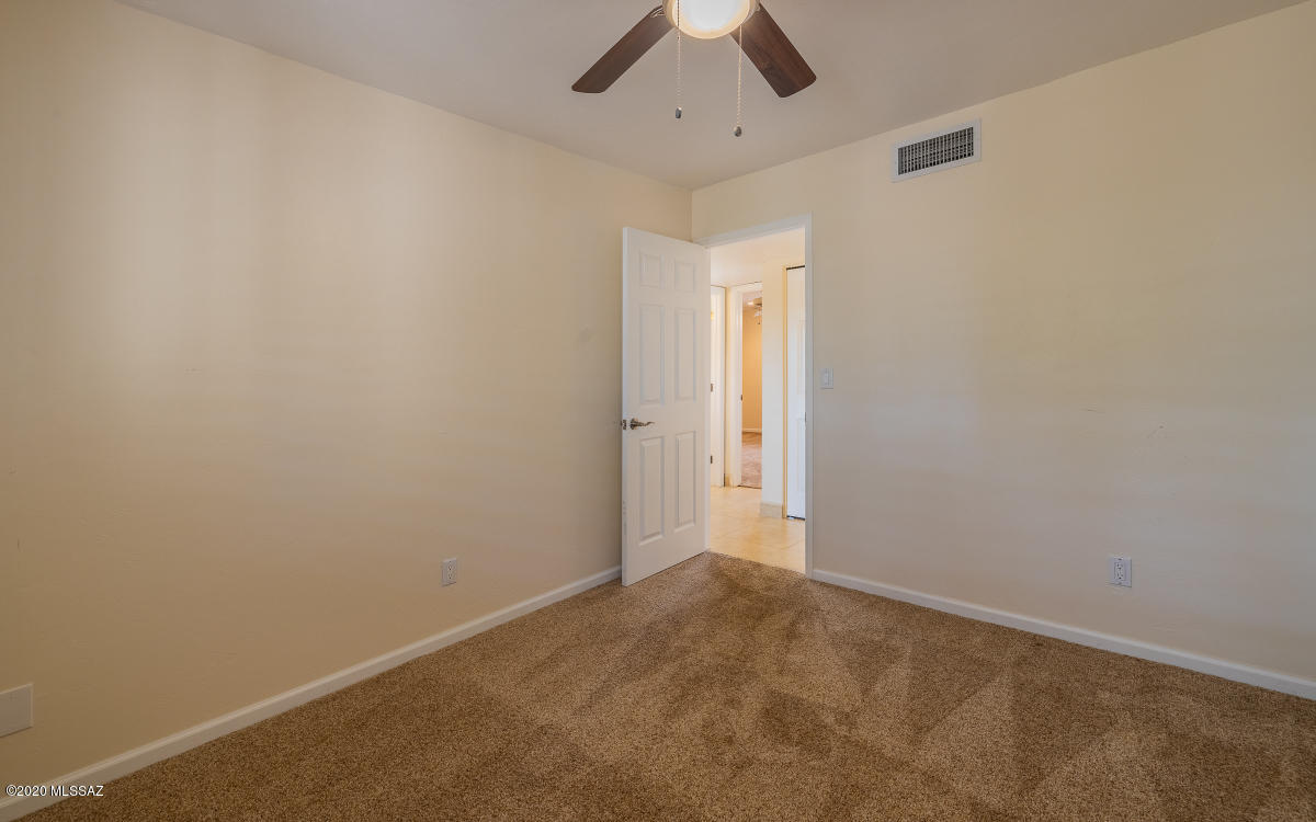 10911 East Limberlost Road Tucson, AZ 85749 - Photo 28 of 44 Gallery Image 28