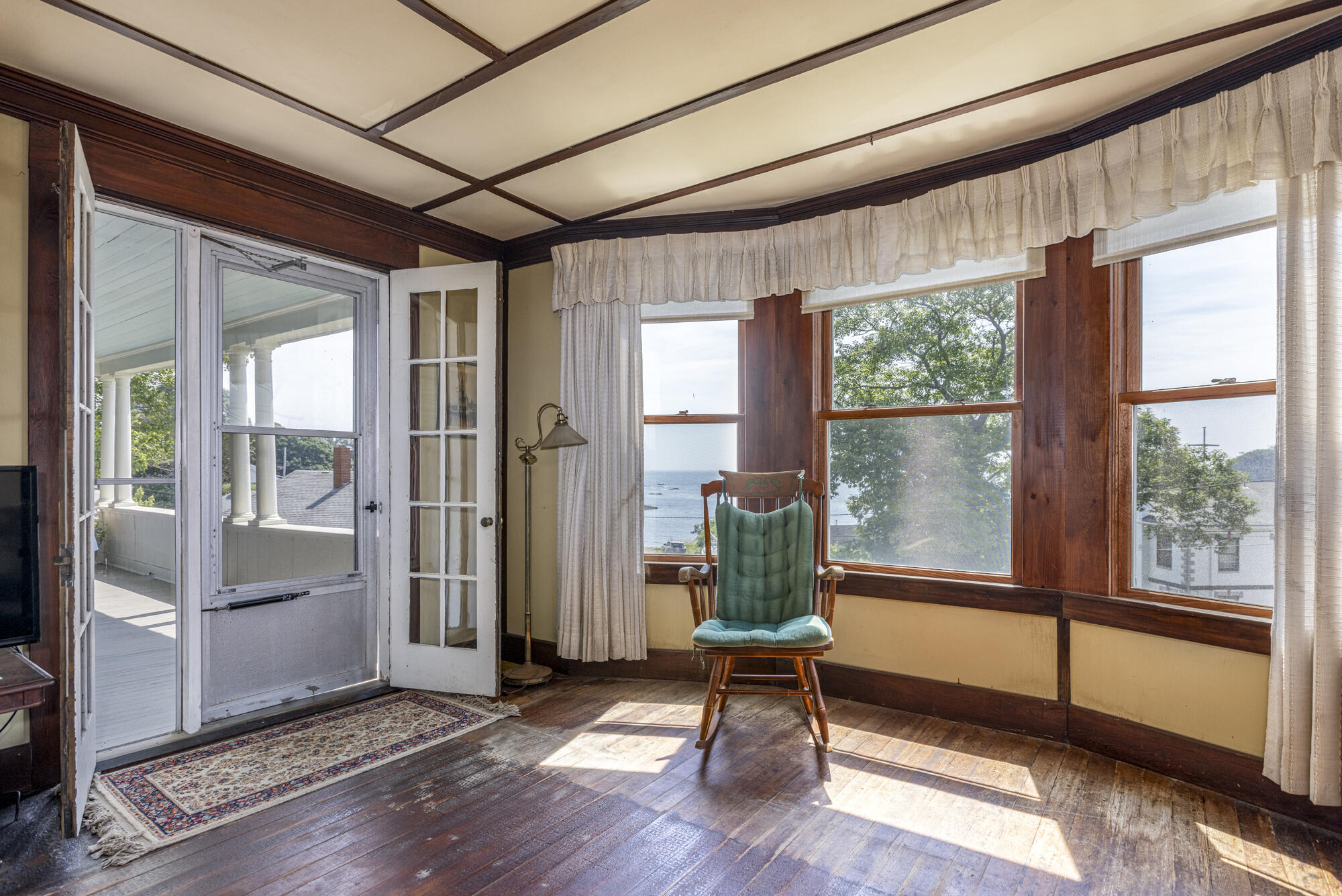 18 Hadlock Cove Road Portland, ME 04108 - Photo 15 of 34 Porch To Living Room