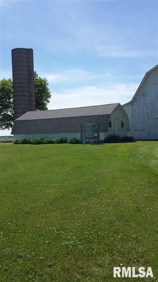 9815 Springhill Road Erie, IL 61250 - Photo 10 of 12