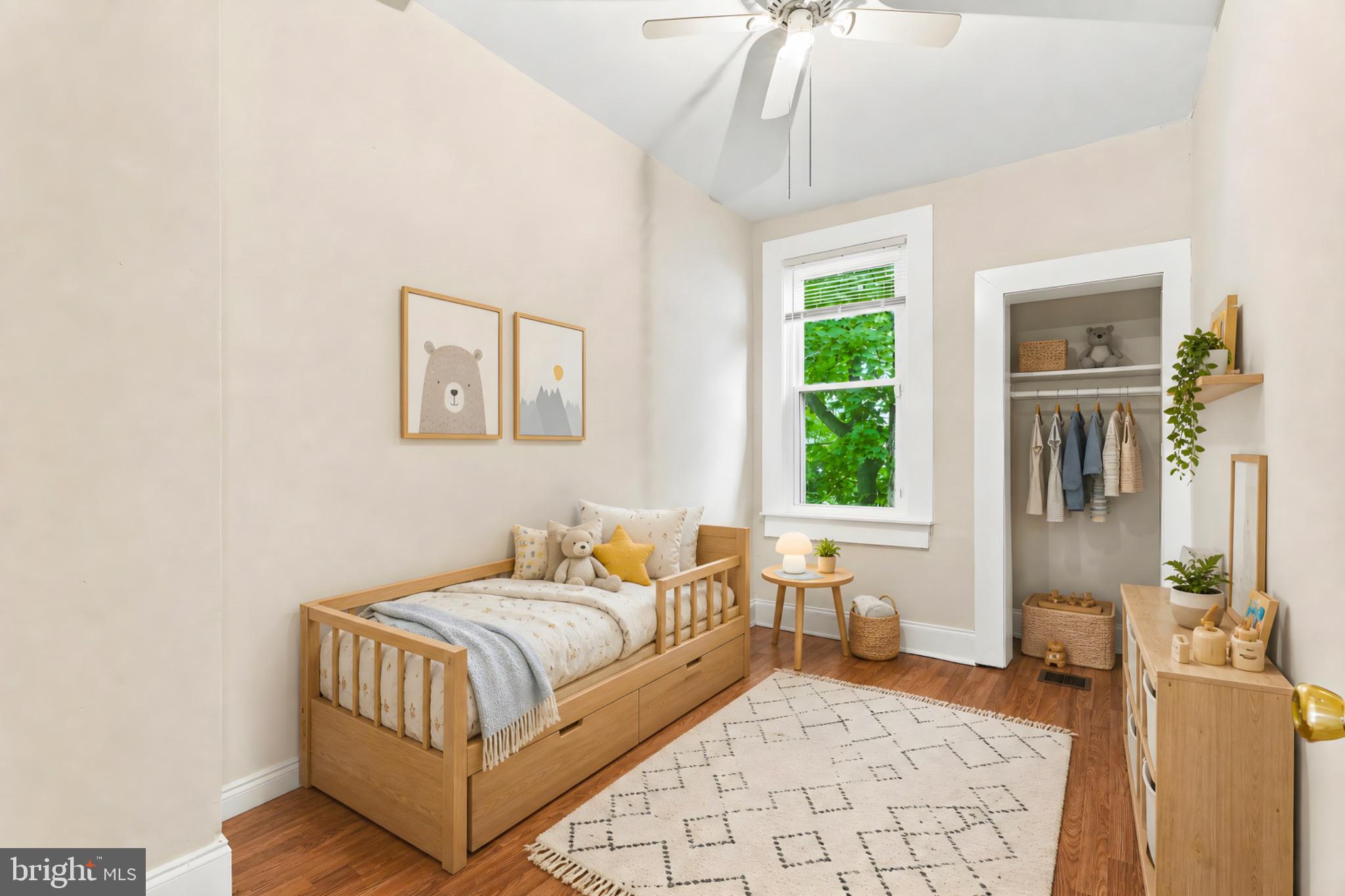 730 Linnard Street Baltimore, MD 21229 - Photo 23 of 31 Bedroom 4 (virtually staged)