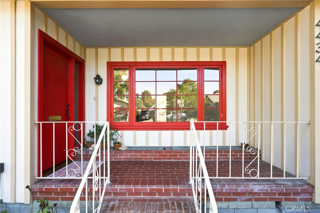4434 Tenth Street Riverside, CA 92501 - Photo 5 of 45