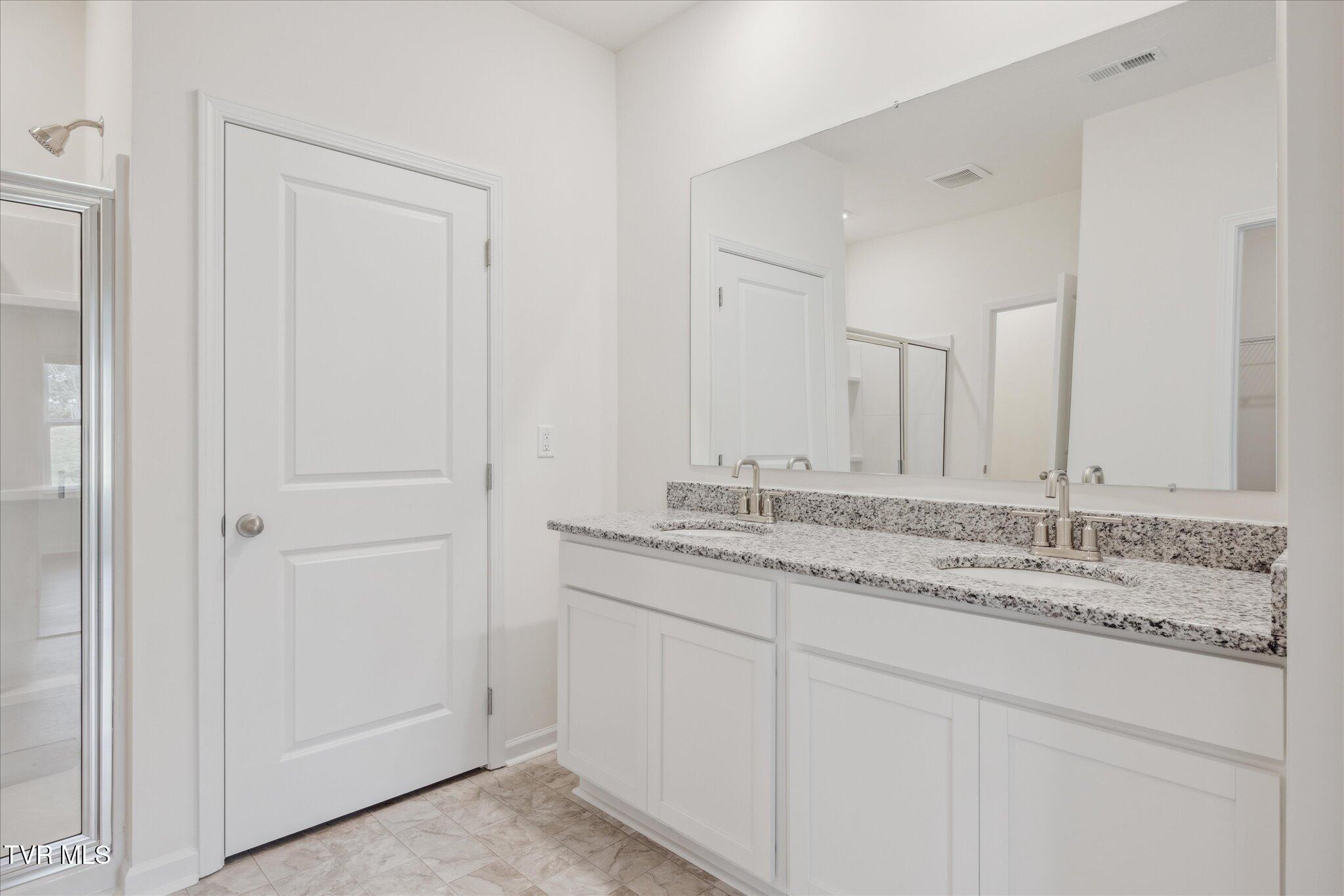 551 Fieldcrest Road Blountville, TN 37617 - Photo 10 of 21 11-IMG_0016