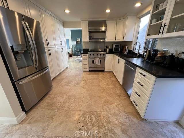 2123 Entrada Paraiso San Clemente, CA 92672 - Photo 16 of 40